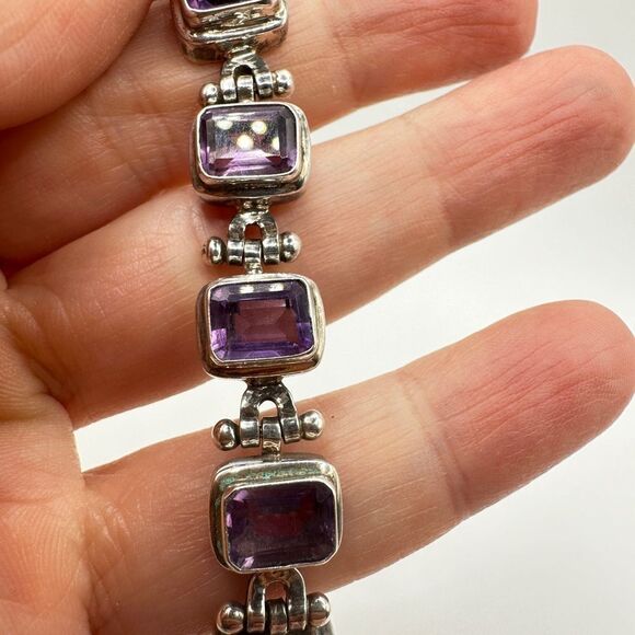 Genuine amethyst, stamped .925 heavy tennis bracelet! - Picture 4 of 9